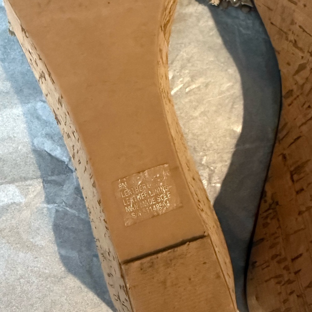 Tory Burch Daisy Floral Perforated Cork Wedge Sandals | Gold | Size 8 - Picture 10 of 10